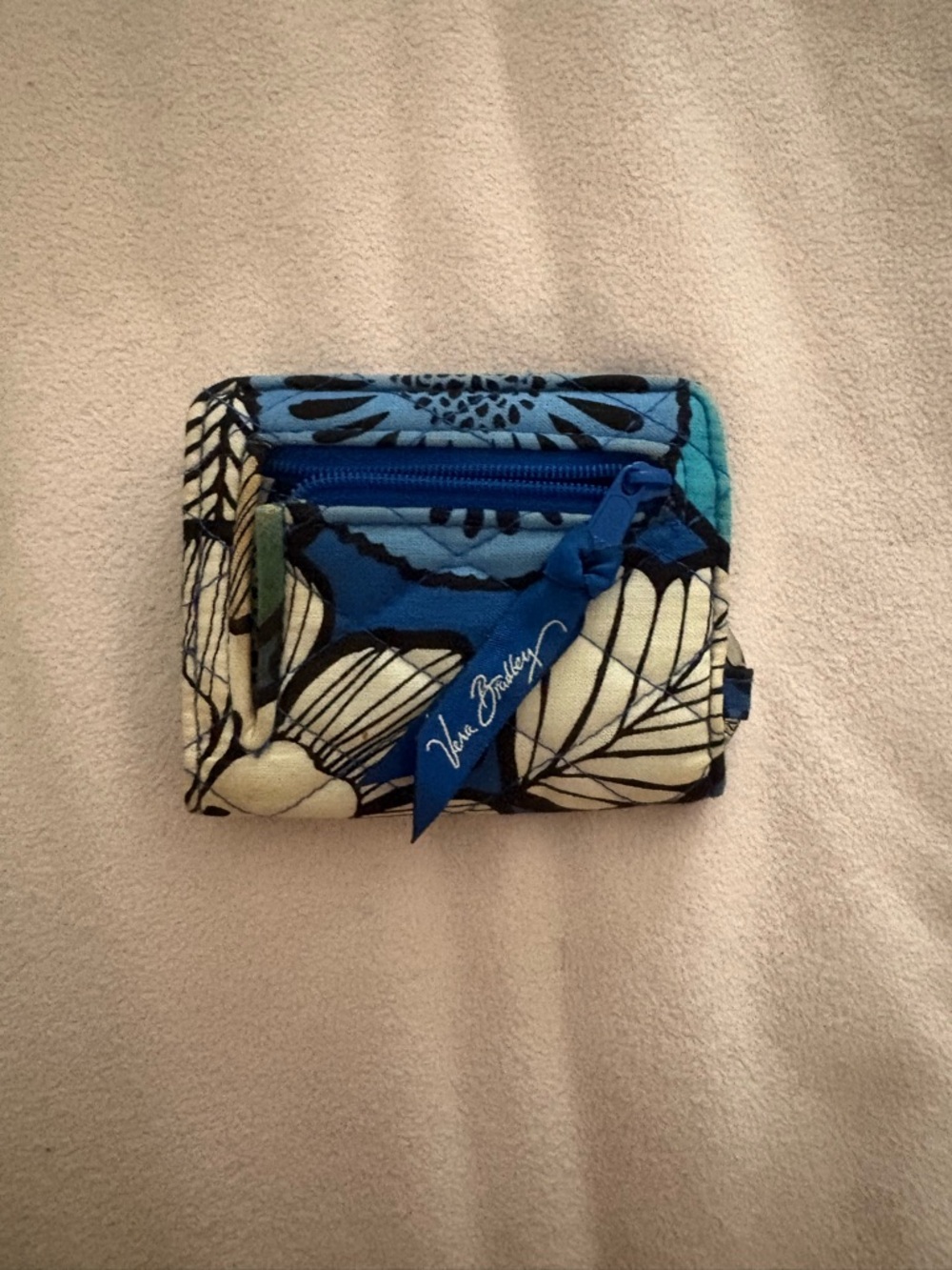 Vera Bradley Blue and Cream Quilted Floral Coin Pouch